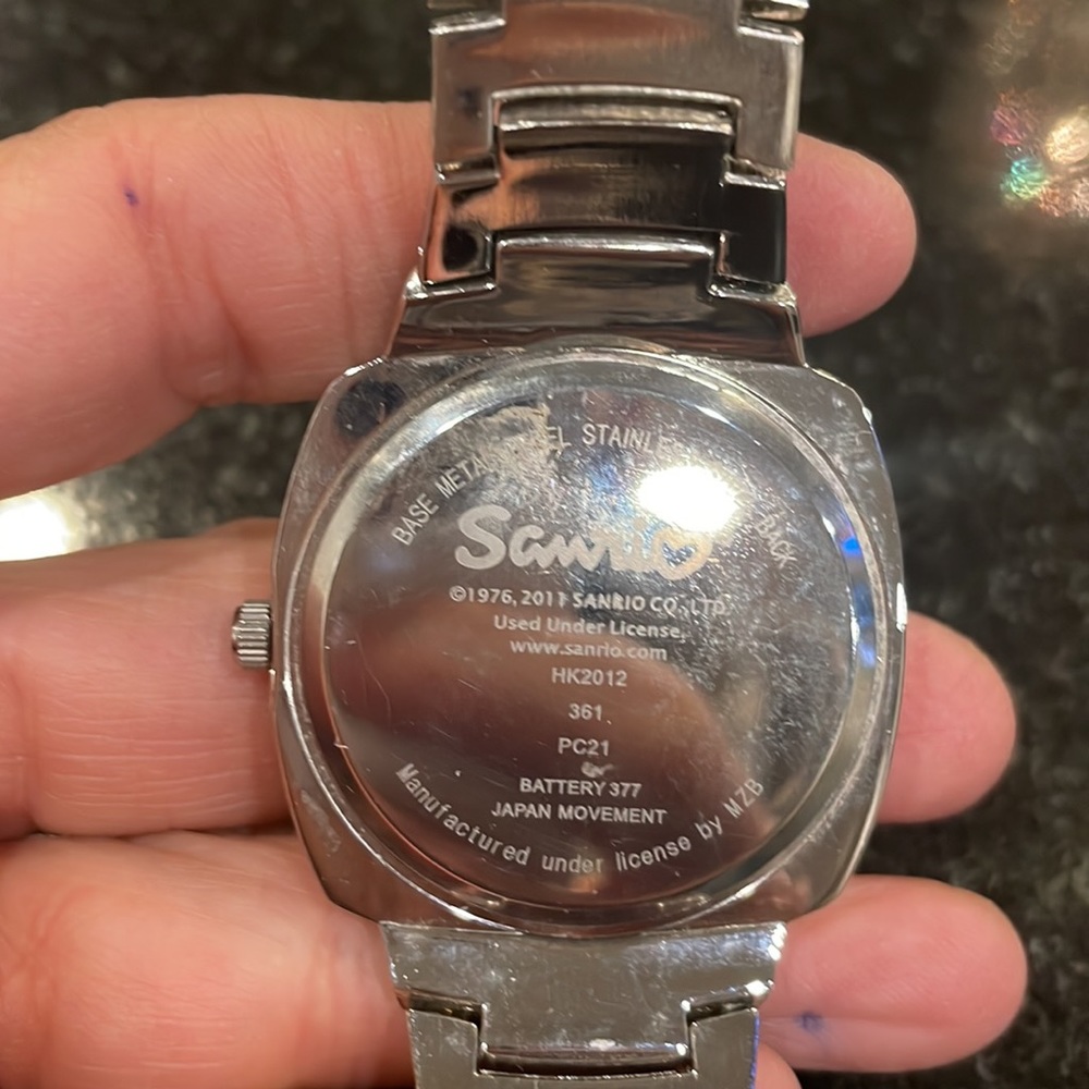Watch - Picture 3 of 3